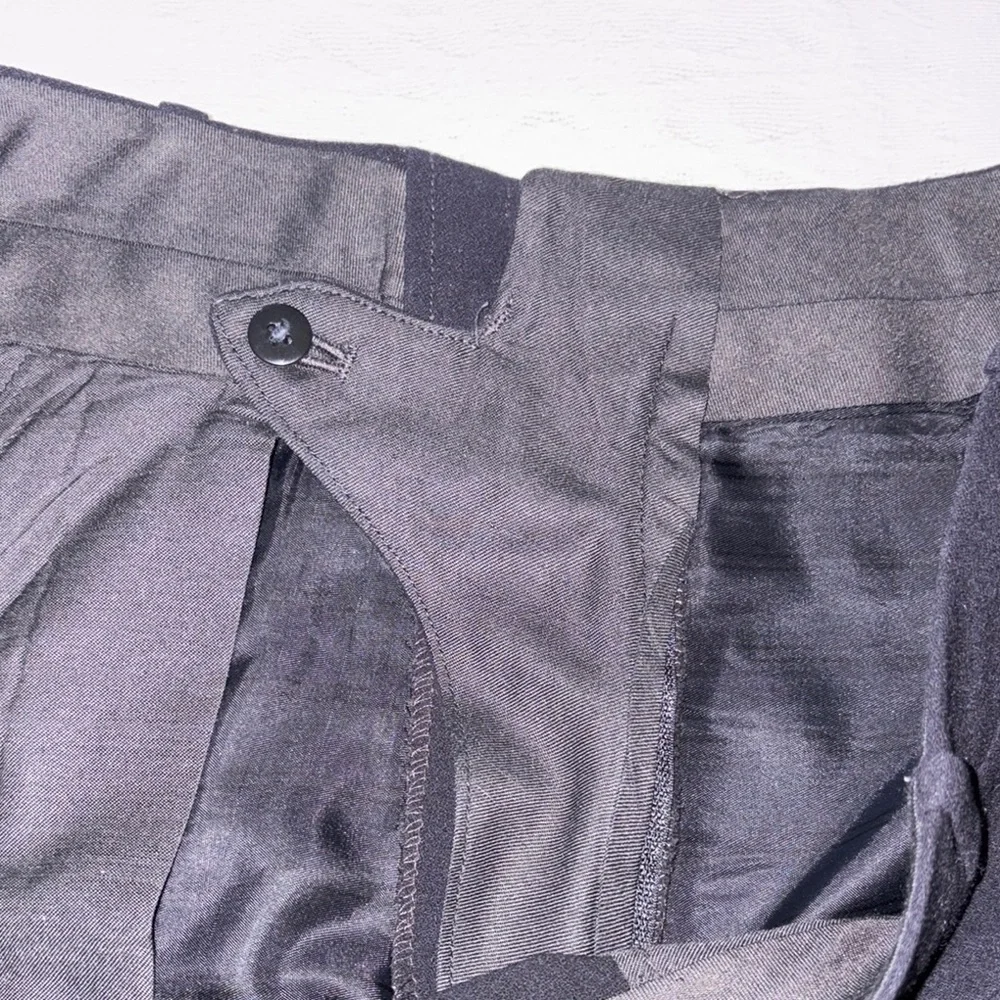 Gently Loved Classic Black Men's Pants by Donna Karan